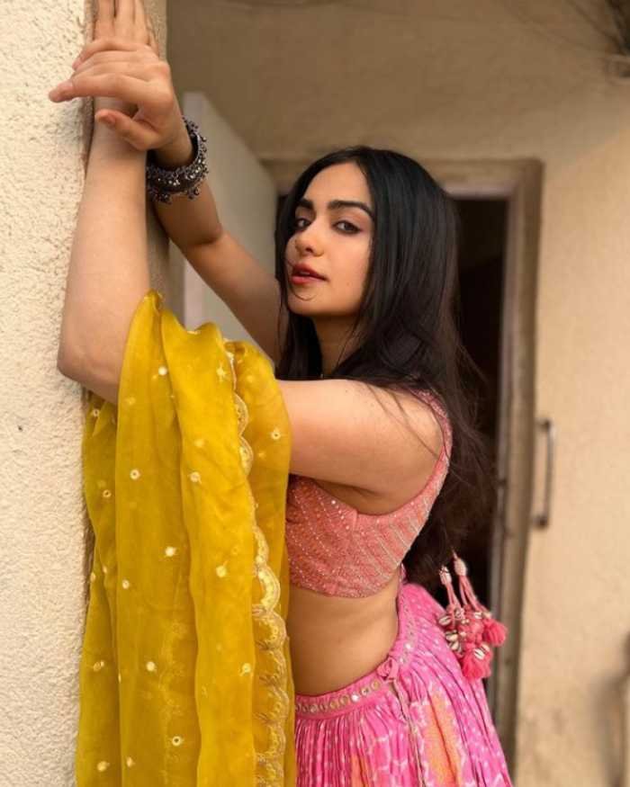 adah sharma 11